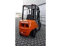 Погрузчик вилочный Doosan